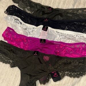 Luxury thongs NWT